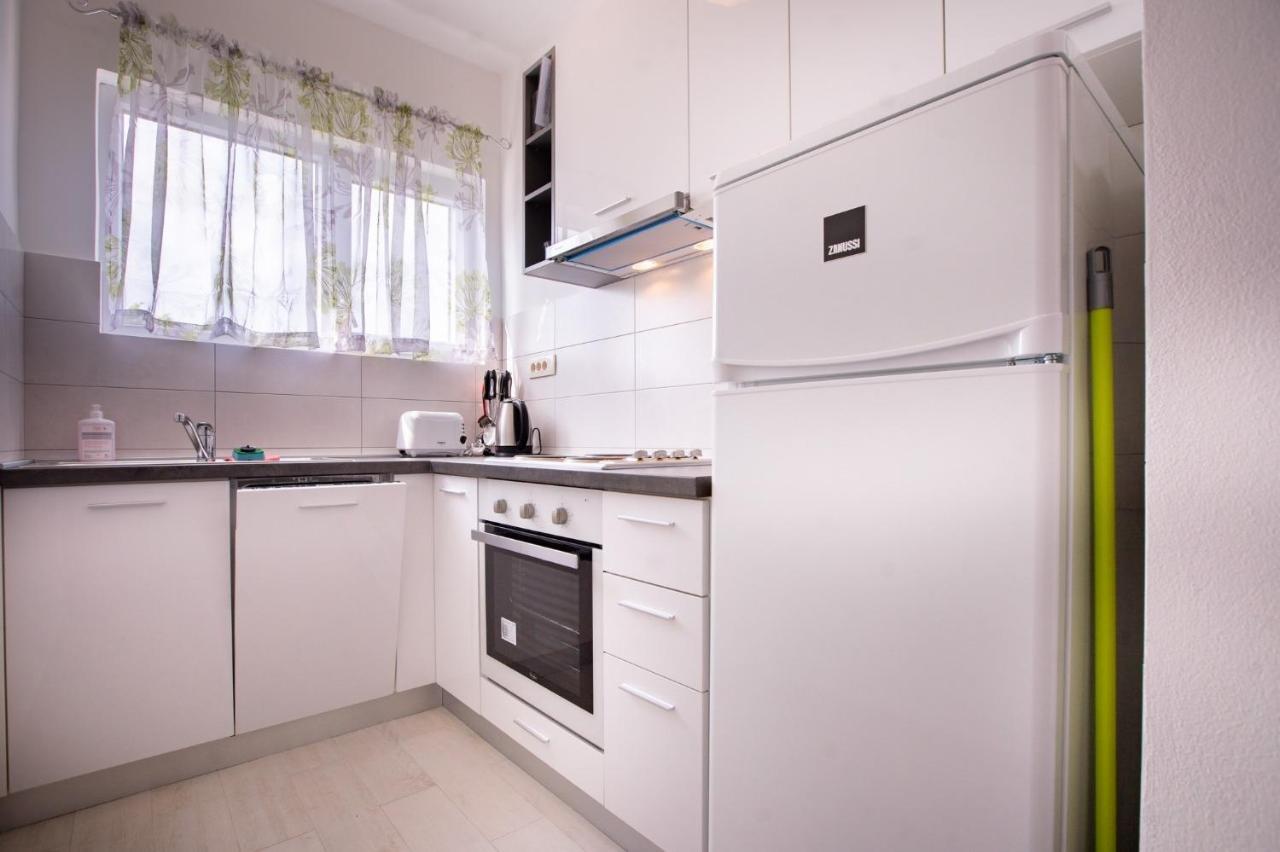 Apartments Marija Supetarska Draga Zewnętrze zdjęcie